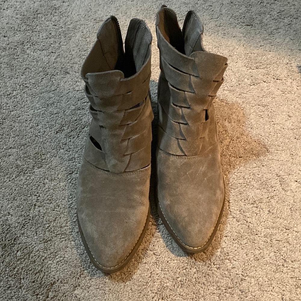 Volatile Ankle Boots